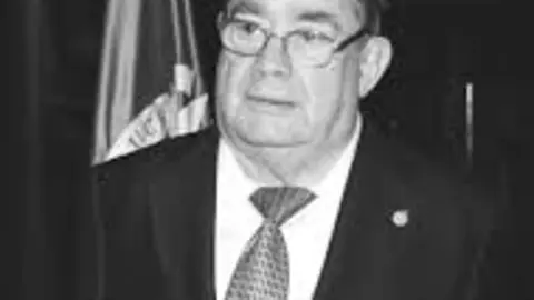 Dr. Luis Rodríguez Míguez.