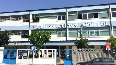 O Colexio Santiago Apóstolo iniciou a súa andadura en Ponteareas no ano 1945.