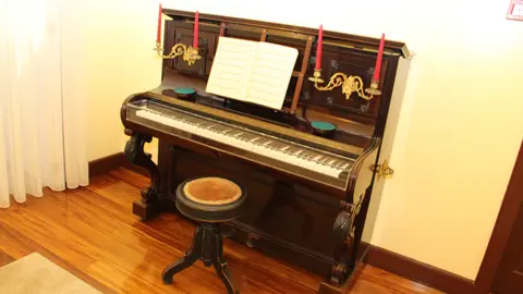 Salón nobre do Diogo Bernardes.