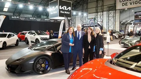 La conselleira de Economía, Industria e Innovación, María Jesús Lorenzana, participó hoy en la inauguración de la XXXIII edición del Salón del Automóvil y Motocicleta Vigo 2024.