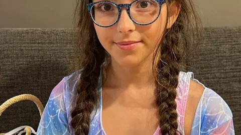 Maria de apenas 11 anos.