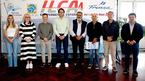 Martínez, Castro, Lorenzo, Arán, Villaverde, González, García y García.