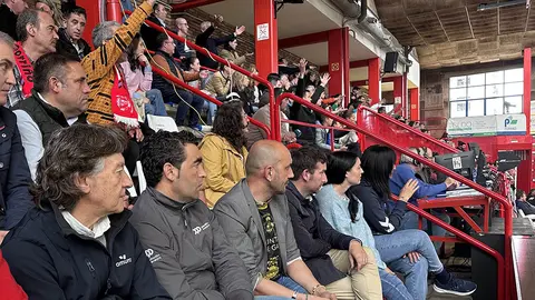 Luís López acompañado de Alejandro Lorenzo y José Ramón Lete.