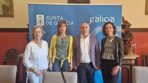 Javier Touris, Nava Castro e Carmen Salinero do Areeiro.