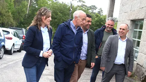 O presidente provincial, acompañado polos deputados Isabel Couselo e Javier Tourís e o alcalde Gonzalo Durán.