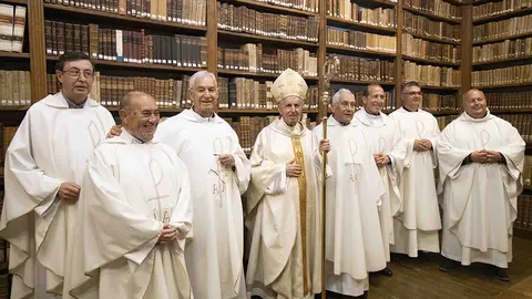 Siete sacerdote celebraron sus bodas de plata, oro y diamante, así como el obispo de Tui-Vigo que celebró sus bodas de plata episcopales.