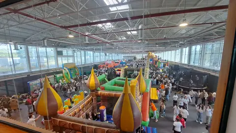 Todos os alunos das escolas do distrito de Viana do Castelo, que partilham a alegria de serem alunos de EMRC.