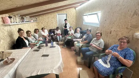 Renace a cantina de Novás, corazón veciñal da parroquia rosaleira.