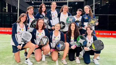 Equipo femenino pádel La Cultural Sanxenxo.
