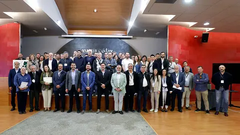 O presidente provincial participa na clausura do Foro Mundial de Cooperativas Vitivinícolas que se celebrou na adega Martín Códax de Cambados durante tres días.