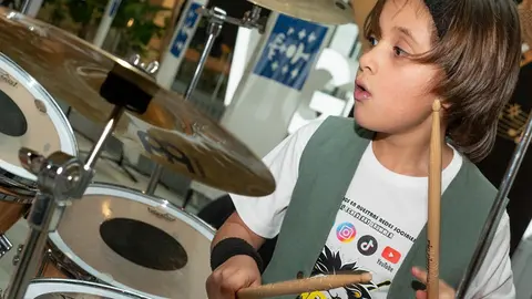 —	O xurado concedeu o máximo galardón a Ariel Echeverry, o pequeno que destacou pola súa actuación coa batería.