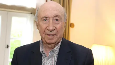 José María Pérez González, Peridis, en Redondela.