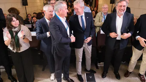 El presidente participó en la clausura de la asamblea general de la Confederación de Industrias Textiles de Galicia (Cointega).