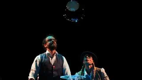 7 Bubbles. ROCÍO CIBES.