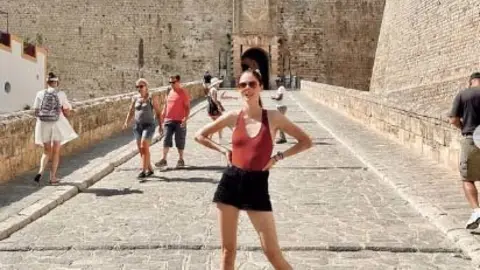 La top model CocoRocha en Ibiza.