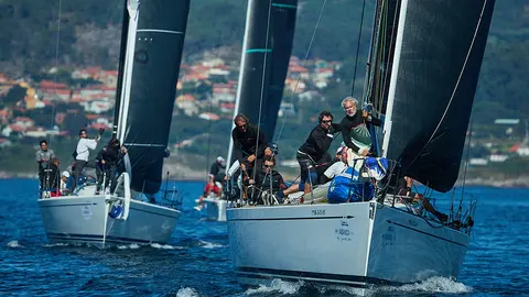 El Aceites Abril y el Magical mantienen una emocionante disputa por la victoria. LALO R VILLAR.