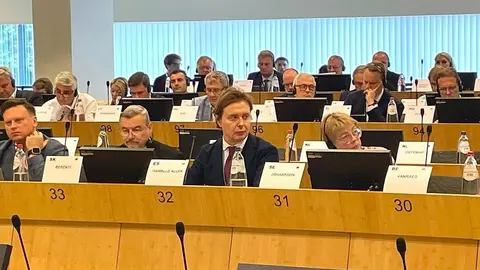 El director general de Relaciones Exteriores y con la UE participó en una sesión de la Comisión CIVEX del Comité Europeo de las Regiones (CdR) en la que se aprobó un dictamen sobre el papel de las regiones y las ciudades en la estrategia comunitaria con África.