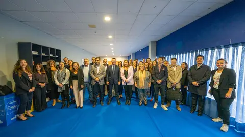 El conselleiro en la reunión de comercio de la provincia de Pontevedra.