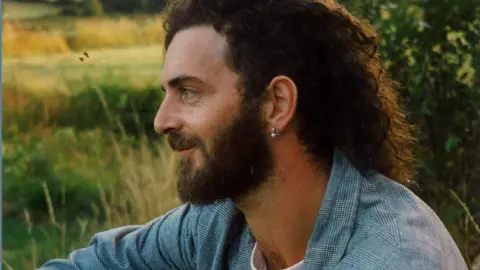 Antonio Taboada, coñecido por uns e outros, aquí e alen mar por Willy.