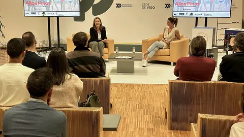 En un evento organizado por el CIJE, Luisa Sánchez, vicepresidenta de la Diputación, reconoció el talento de Alice Finot.