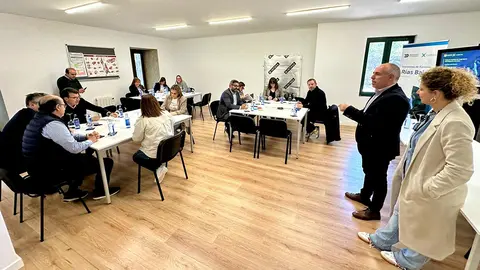 Lass mesas de trabajo para la elaboración de la Estratexia de Turismo Rías Baixas empezaron en O Salnés.