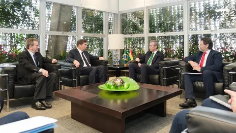 El presidente de la Xunta mantuvo un almuerzo de trabajo con representantes de empresas e instituciones en São Paulo.