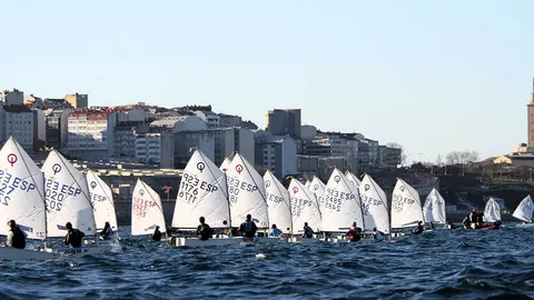 Las rías de Vigo y La Coruña con 50 y 35 barcos respectivamente las dos mayores focos de participación. ARCHIVO. MOEBIUS.