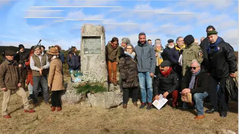 O acto conmemora a loita pola defensa das terras comunitarias fronte á expropiación franquista e rende homenaxe a José Esperante París.