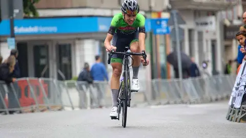 El Vigo-Rías Baixas incorpora a su equipo élite y sub-23 al ciclista asturiano Samuel Turbón, procedente de su filial Las Mestas Escuela de Ciclismo.