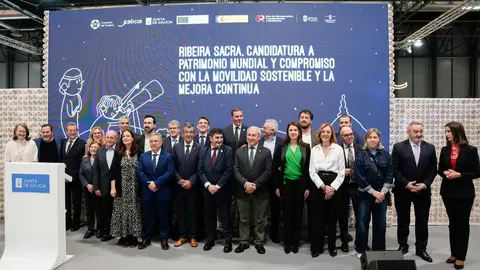 La presentación tuvo lugar en el expositor de Galicia en la Feria Internacional de Turismo, junto con el Consorcio de Turismo Ribeira Sacra.