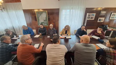 Mos se une contra la A-52: vecinos y políticos en defensa del territorio.