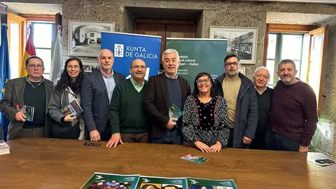 El festival incluye música, danza, teatro, cine y literatura, con un tributo a José Afonso y Rosalía de Castro como evento destacado.