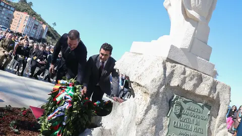 O presidente provincial participa, xunto co presidente da Xunta, Alfonso Rueda, e o alcalde e deputado, Jesús Vázquez Almuíña, na inauguración da XIX Festa da Arribada, unha cita de interese turístico internacional.
