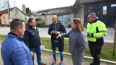 O alcalde do Porriño, Alejandro Lorenzo, destacou a importancia desta actuación, sinalando que “seguimos a apostar pola mellora dos espazos públicos, creando áreas accesibles, modernas e adaptadas ás necesidades da nosa veciñanza".