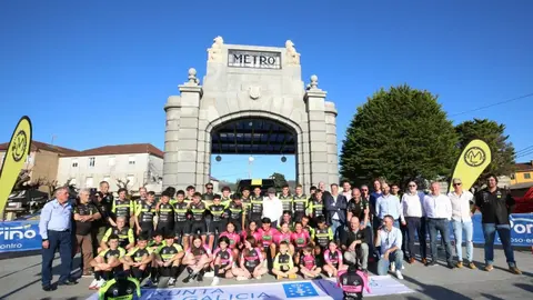 ¡Celebrando 10 años de pasión por el ciclismo! El Club Ciclista Louriña reunió a todos sus miembros en una jornada especial para conmemorar su aniversario. ¡Un equipo unido por la fuerza de las ruedas y el amor por el deporte