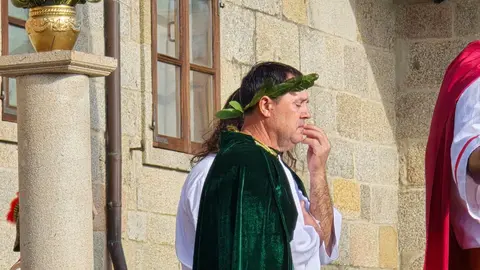 Poncio Pilato, en al recreación del Vía Crucis de Salvaterra.