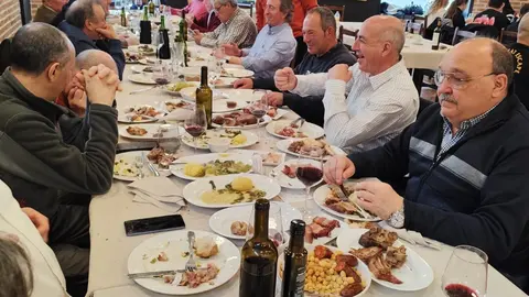 A Orde dos Cabaleiros de Vigo celebrou a súa tradicional xuntanza anual no Deza. ARQUIVO.