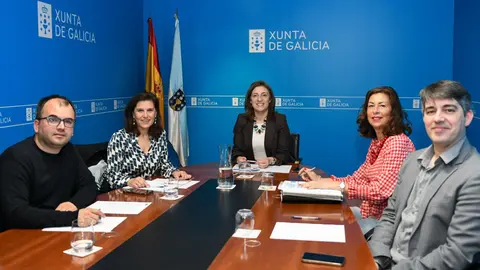 La conselleira de Medio Ambiente e Cambio Climático mantuvo un encuentro con la regidora.