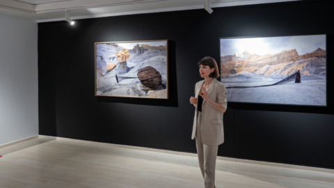 La artista Soledad Córdoba despliega su "Trilogía del alma" en Cartagena, una inmersión poética en la condición humana a través del paisaje.