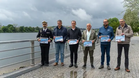 Presentación do campionato de motonáutica.