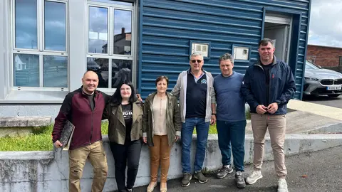 Membros de Bainas no Camiño.