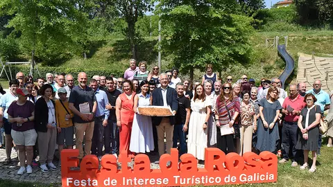 Valentín García destacou a singularidade da Festa da Rosa, afirmando que "hoxe fálase da Festa da Rosa fóra das nosas fronteiras" ,