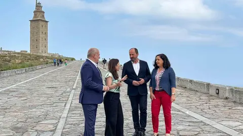 El director de Turismo de Galicia visitó el entorno de este Ben de Interés Cultural (BIC) en el que se realizará la actuación financiada con fondos Next Generation.