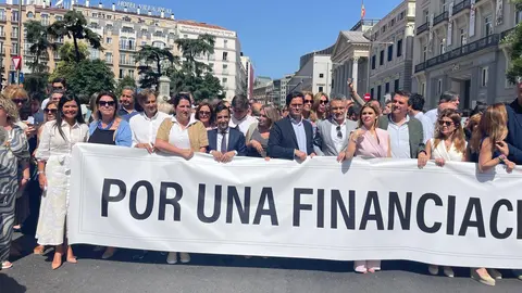 Alcaldes de toda España claman en Madrid por la "Asfixia Financiera" de los Ayuntamientos.