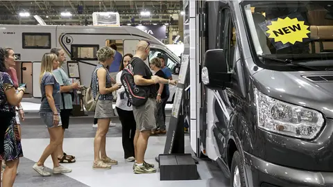 El futuro de tus viajes comienza aquí. ¡Adéntrate en las novedades del caravaning!