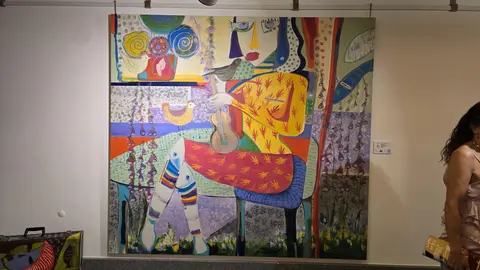 "La pintura es como una crema utosa...", afirma la artista