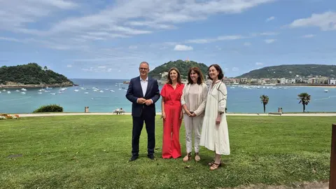 La conselleira de Medio Ambiente y Cambio Climático participó en un curso de verano organizado por la Universidad del País Vasco
