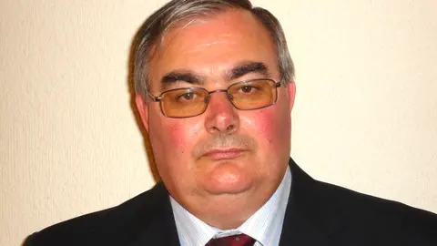 Víctor Corcoba Herrero.