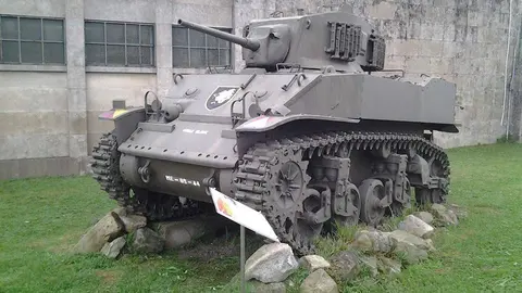 Um veículo de combate de infantaria, semelhante aos que serão exibidos na Praceta Combatentes do Ultramar, como parte da visita do Regimento de Cavalaria nº6 a Arcos de Valdevez.