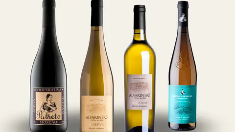 A seleção de vinhos premiados da Adega de Monção, com destaque para o Alvarinho Deu-La-Deu Reserva 2023, que conquistou a Grande Medalha de Ouro no Concurso de Vinhos Verdes de 2025.